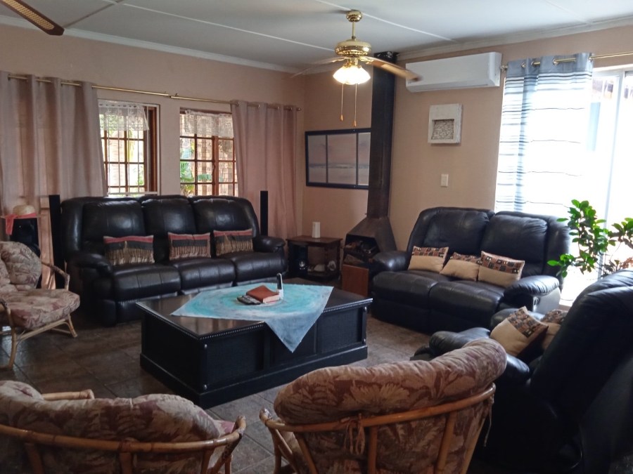 4 Bedroom Property for Sale in Ferreira Free State